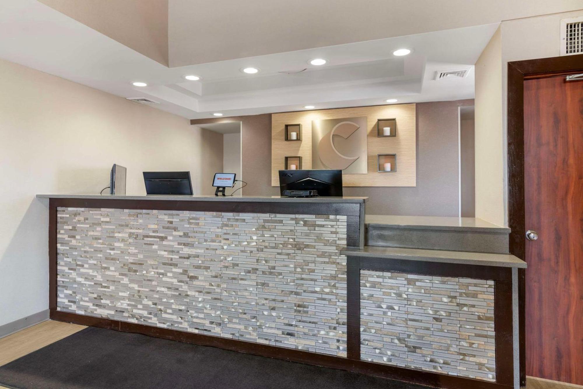 Comfort Inn Airport Manchester Eksteriør billede